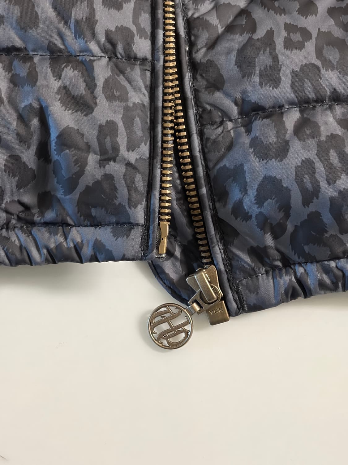 타미힐피거 레오파드 경량패딩 xs 상품이미지6