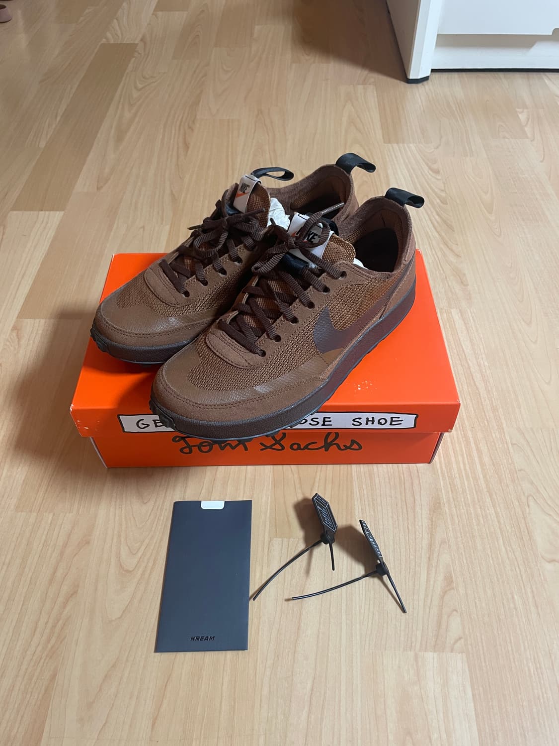 [급매] 나이키 톰삭스 제너럴 퍼포즈 슈 브라운 (265) 상품이미지2