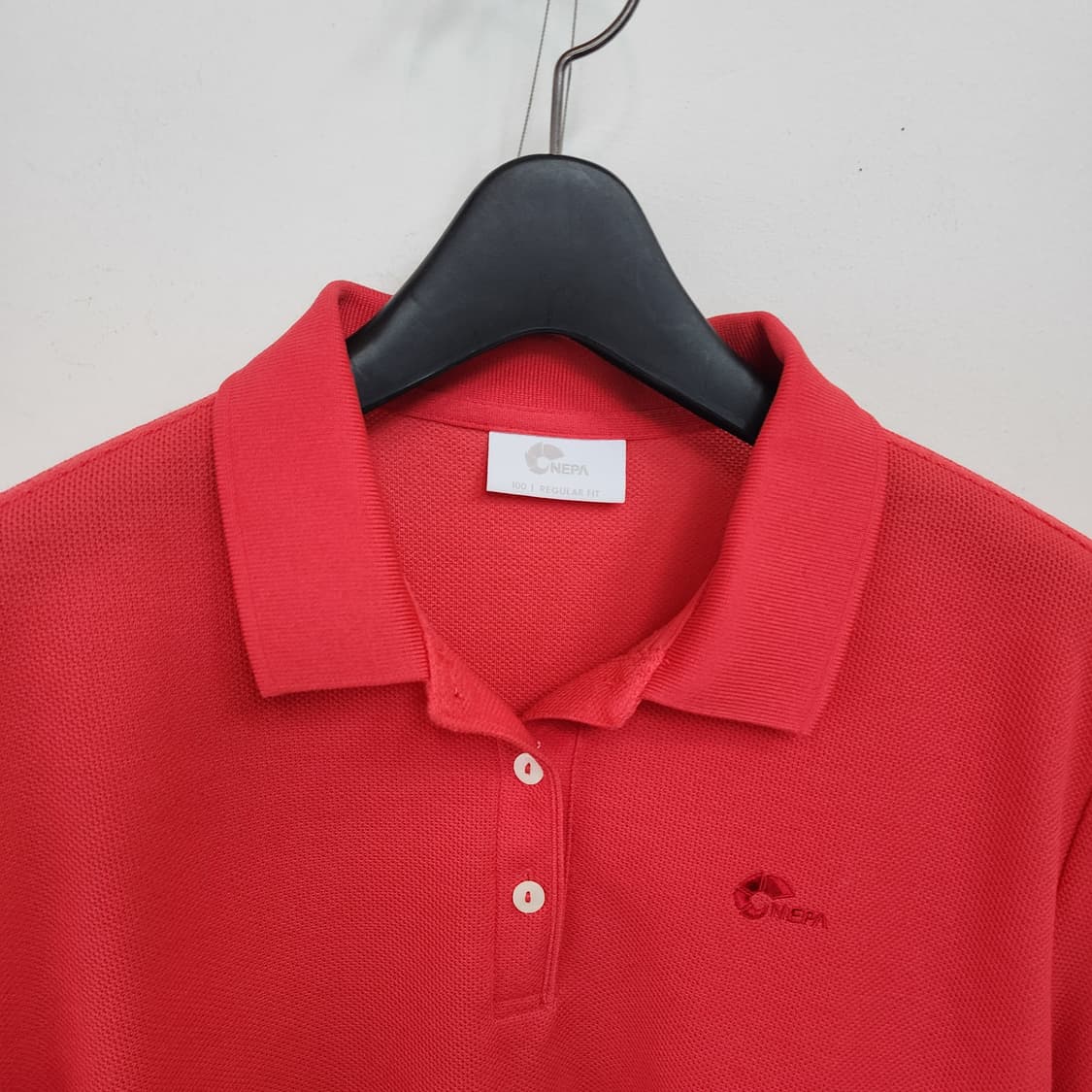 네파 빨간색 반팔 티셔츠 상품이미지2