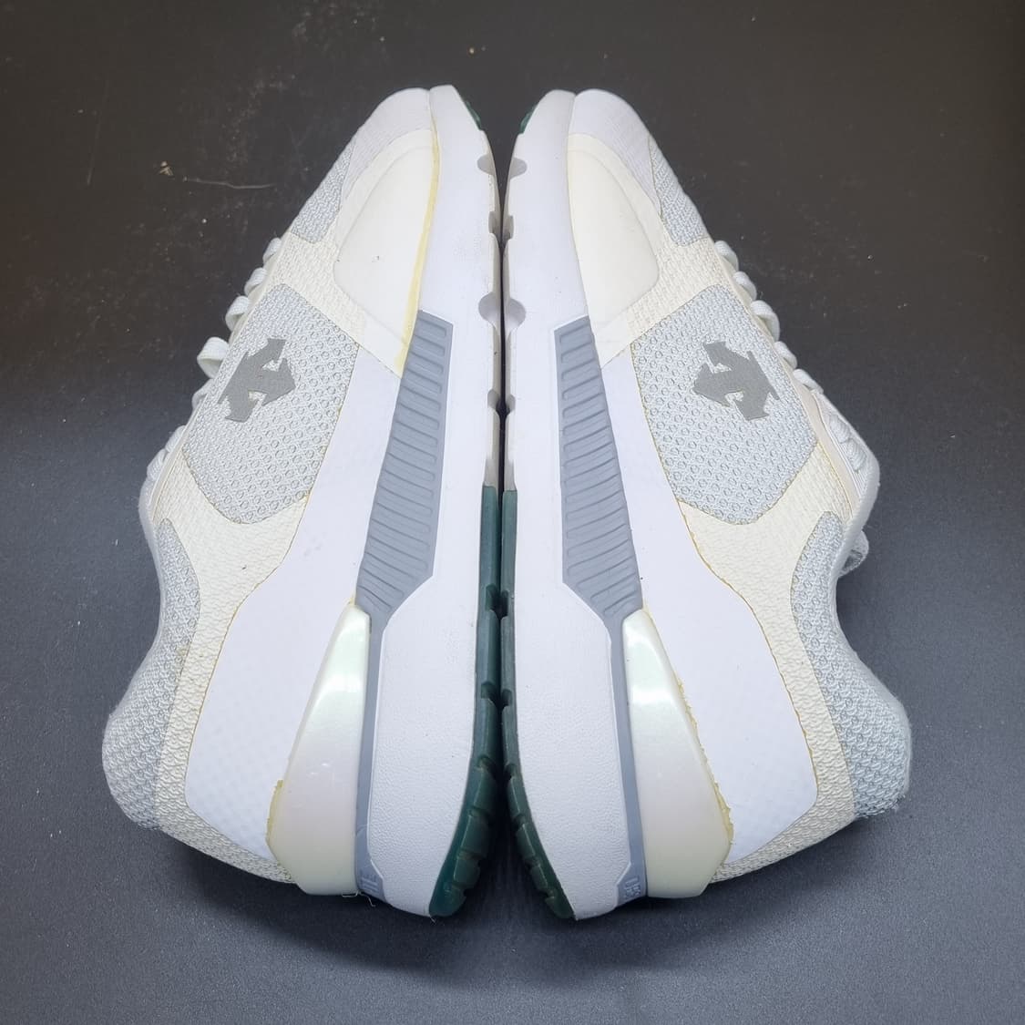 데상트 하이퍼시티 여성운동화235  상품이미지5