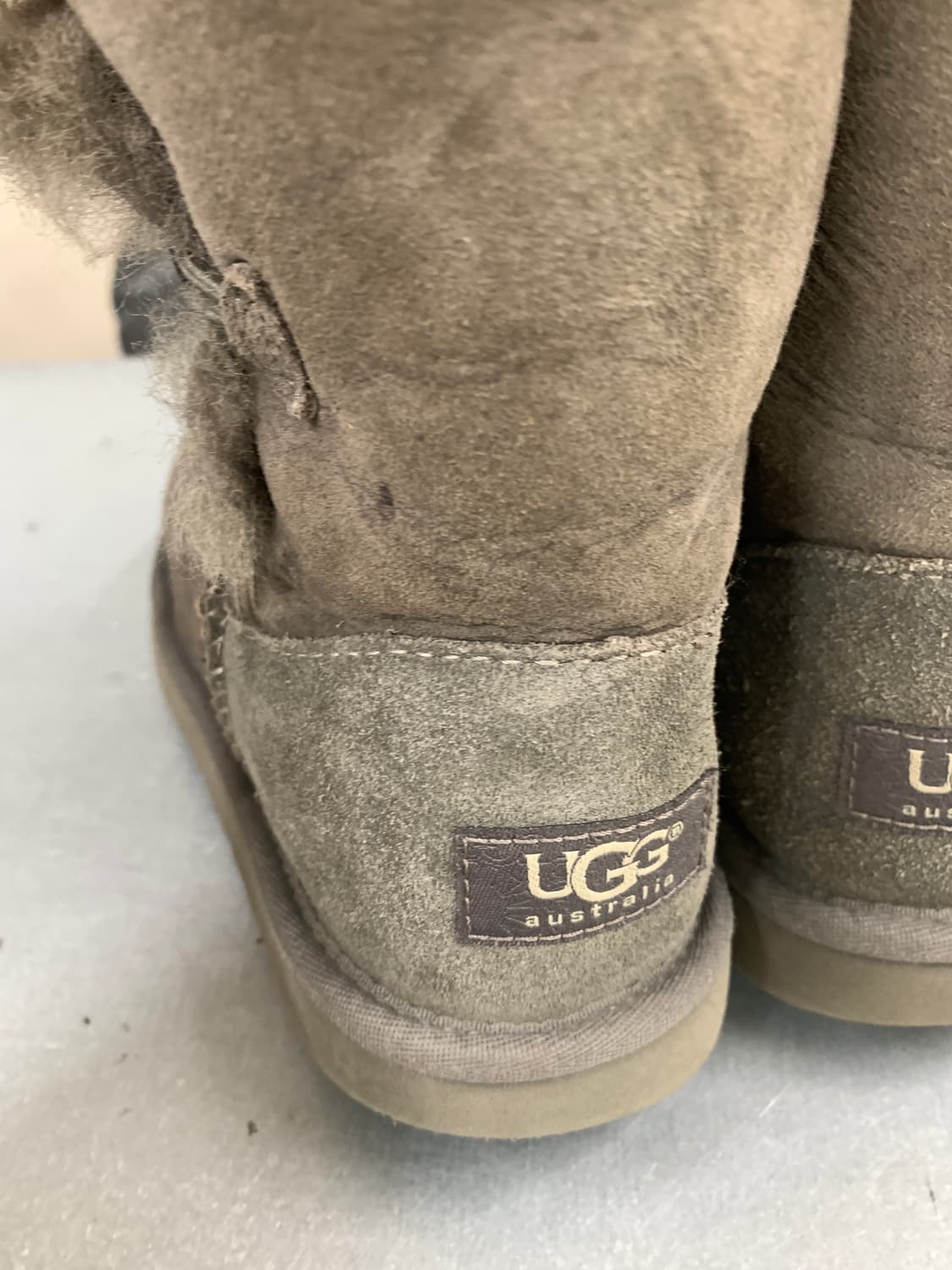 어그 미니 베일리 버튼 II 부츠 그레이 220 상품이미지7