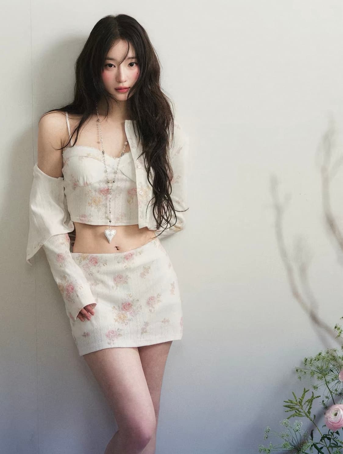 [인플루언서 연주 착용] 1P STUDIO 플라워 스커트 셋업 S 상품이미지1
