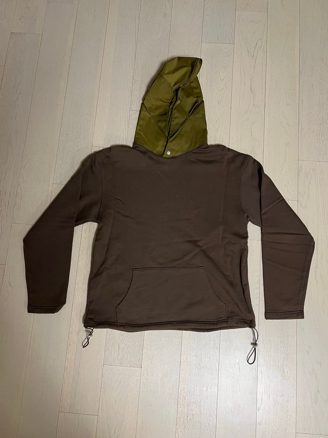 Kangjungseok 강정석 브로큰 엄브렐라 후드 브라운 상품이미지1