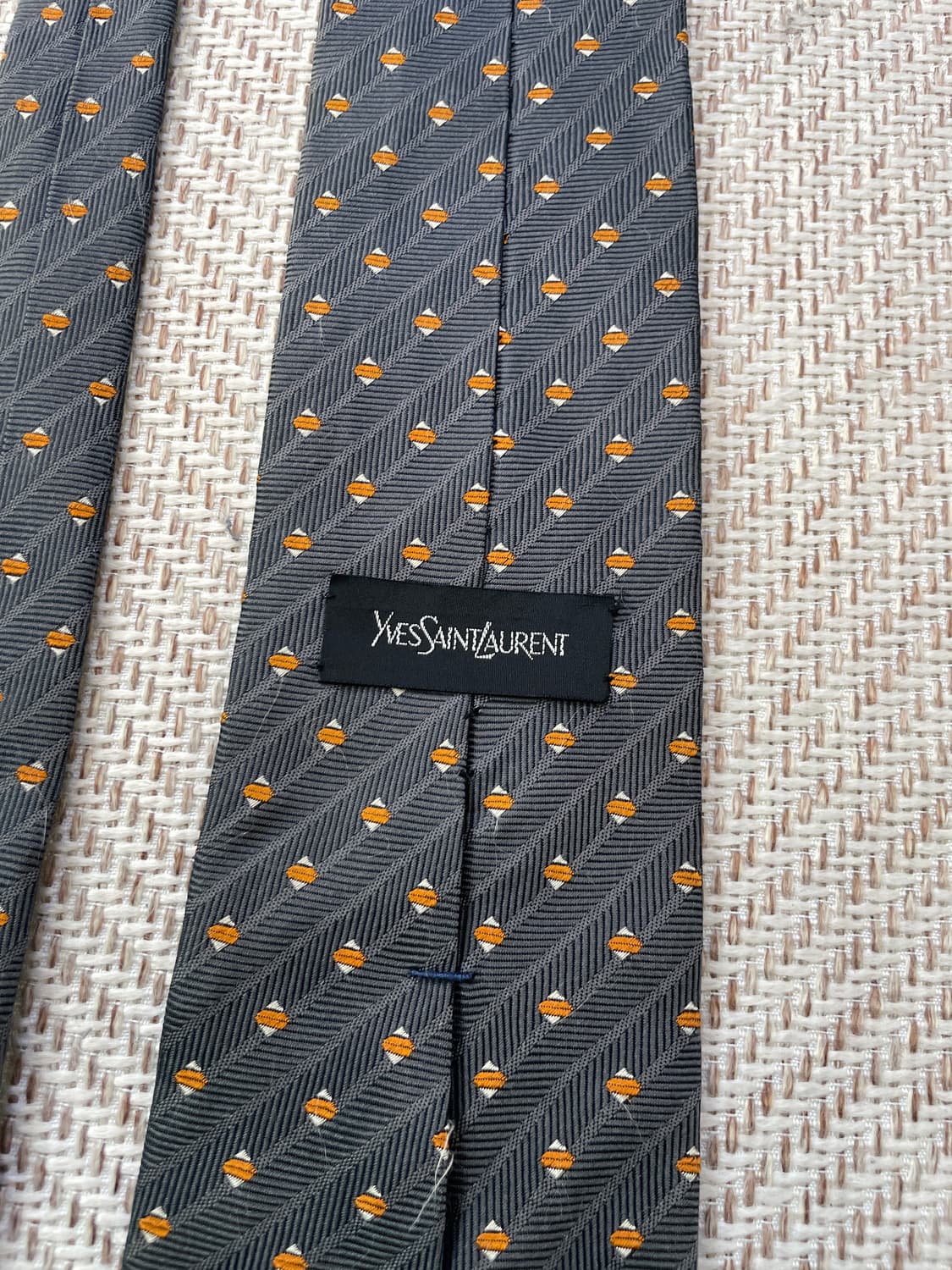 입생로랑 그레이 넥타이  J03758 상품이미지5