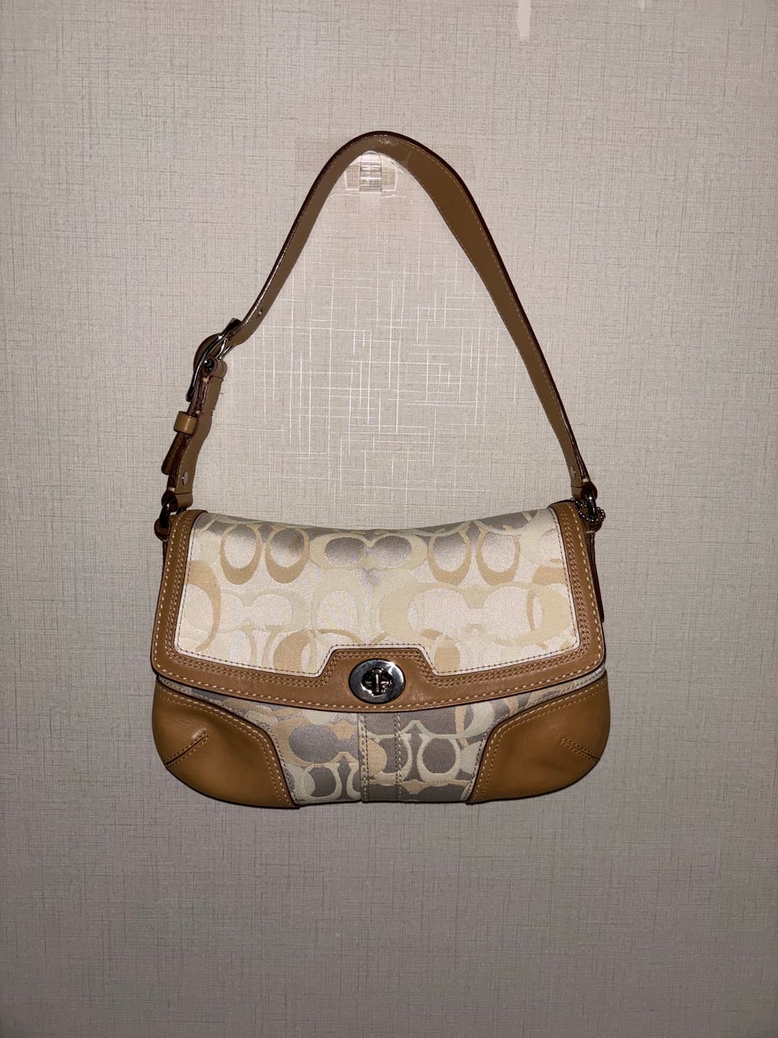🚨연말세일🚨Coach vintage ivory shoulder bag 상품이미지1