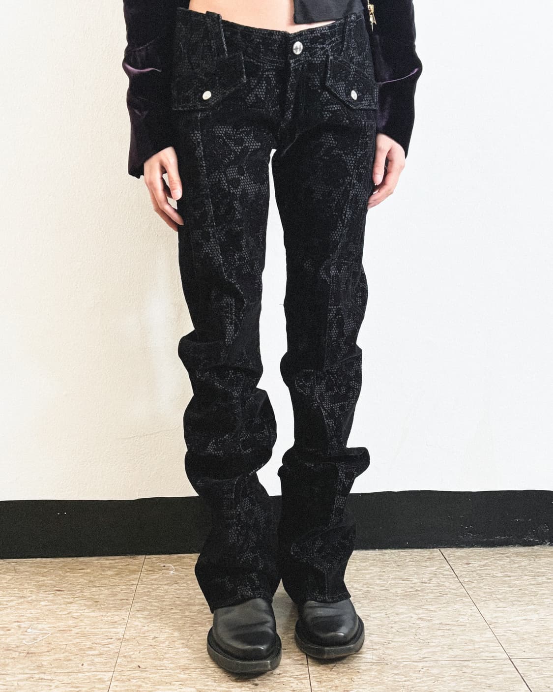 rare* 90s 베르사체 데드스탁 맥시 플레어 벨루어팬츠 상품이미지1