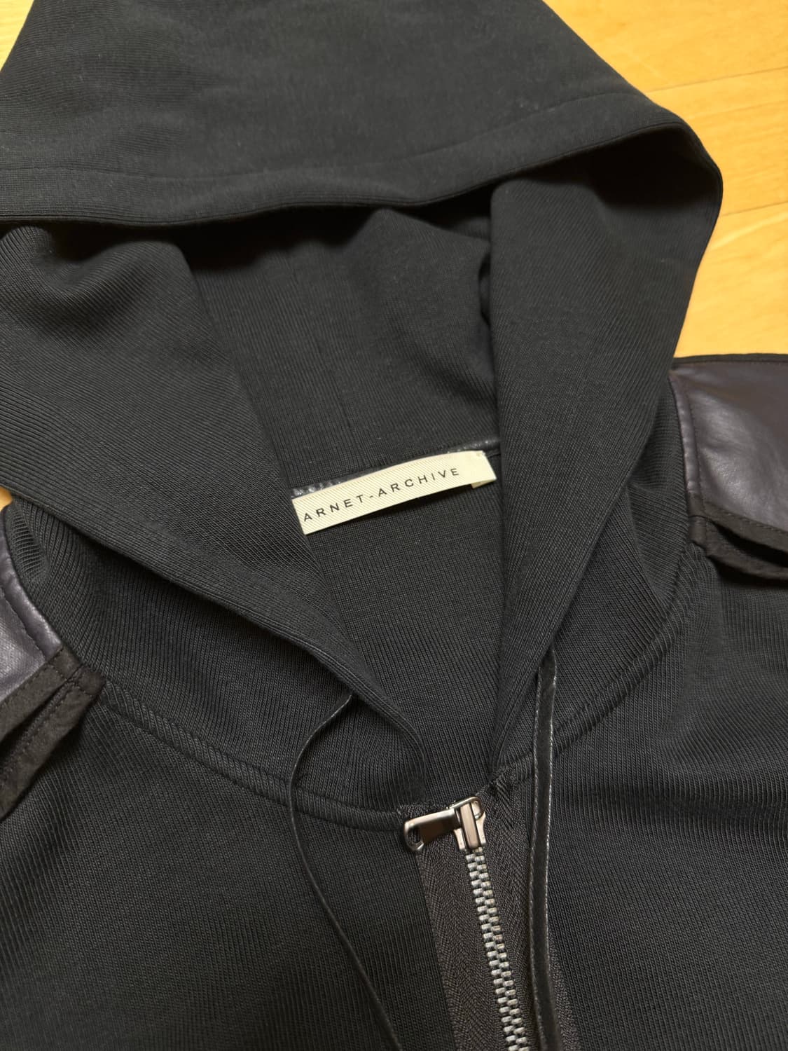 카르넷 아카이브 홀슈 크랩 집업 블랙 L 상품이미지4