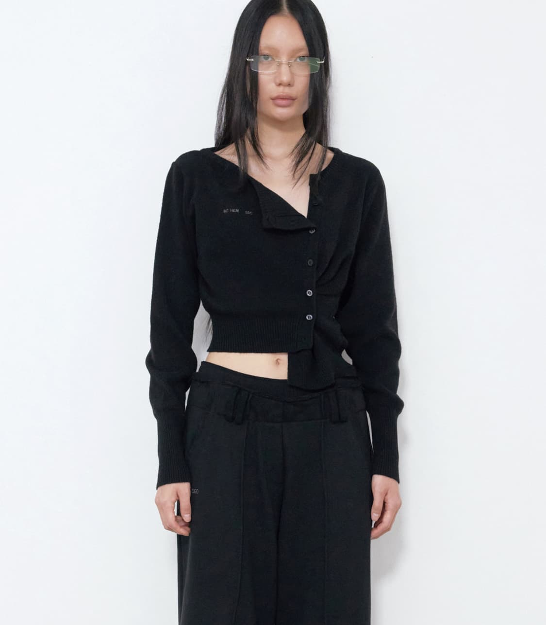 UNBALANCED KNIT CARDIGAN, BLACK 보헤미안서울 상품이미지1