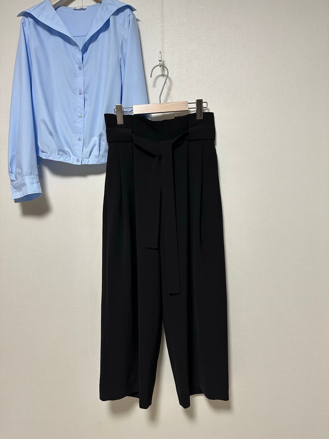 코스 투턱 벨티드 와이드슬랙스 상품이미지1