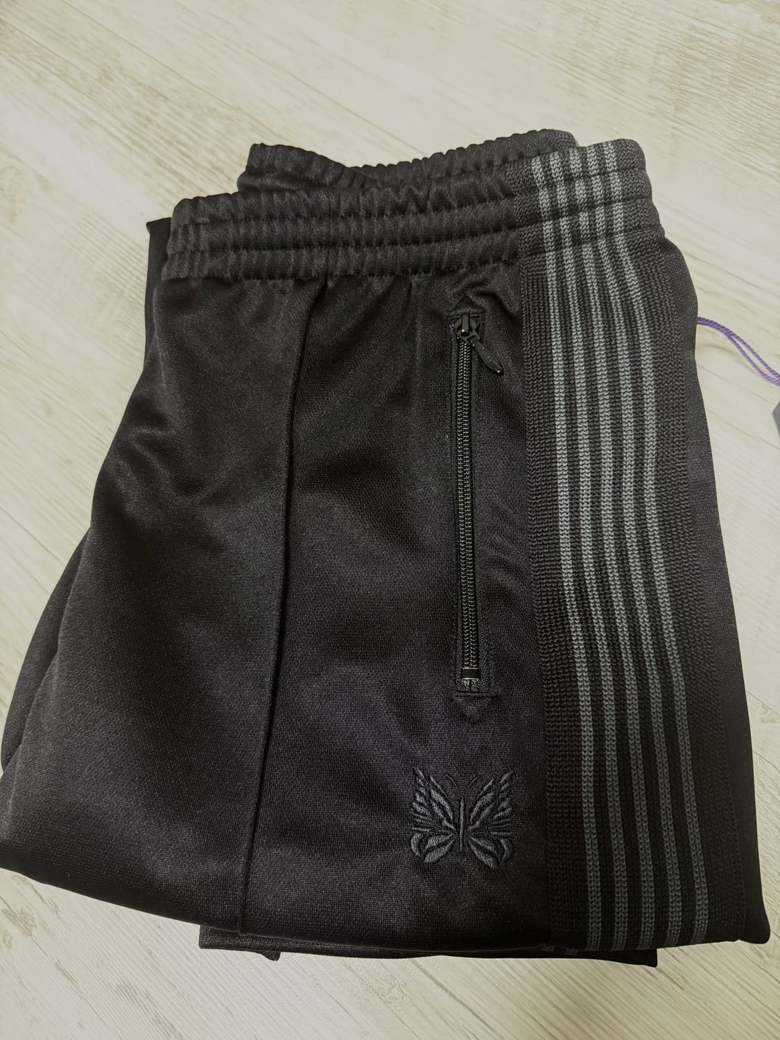 새상품) 니들스 트랙팬츠 폴리 스무스 블랙 m사이즈 상품이미지1