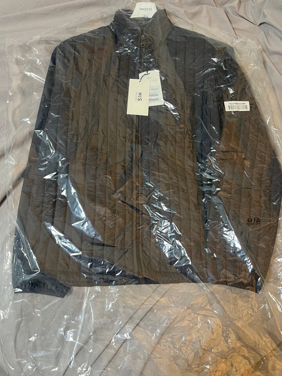 새상품/헤지스 [HIS]차콜 경량패딩 상품이미지3