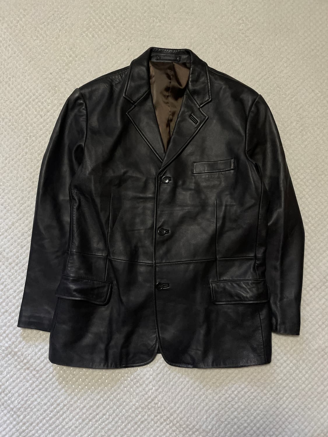 UNIQLO 유니클로 웨스턴 무드 3버튼 양가죽 레더 자켓 다크 브라운 상품이미지1