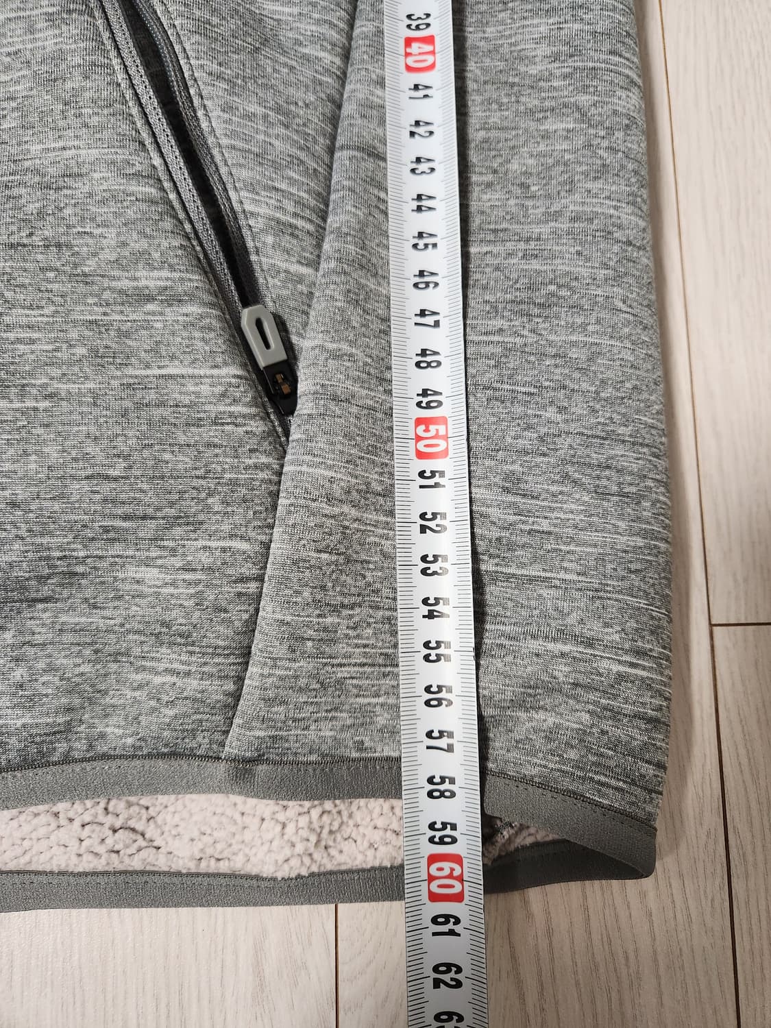 리복 플리스 멀티 트레이닝 바람막이 자켓 사이즈100L

여러 중고사이트 상품이미지2