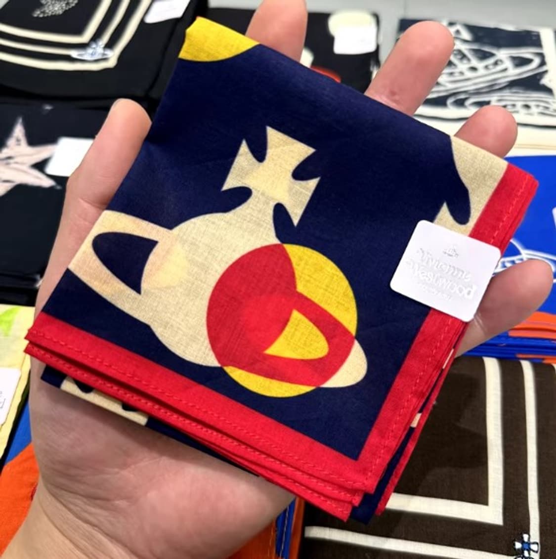 비비안웨스트우드 면 손수건 1 (새상품 with Case) 상품이미지2