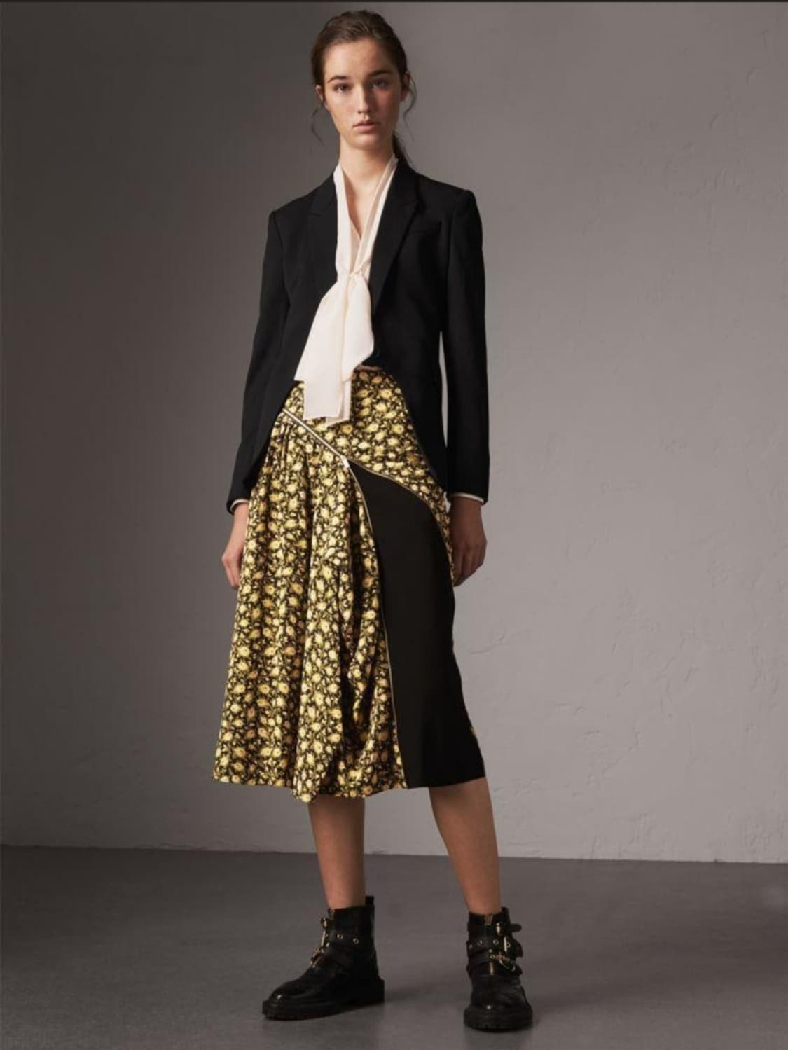 Burberry Zip Detailed Floral Midi Skirt 상품이미지1