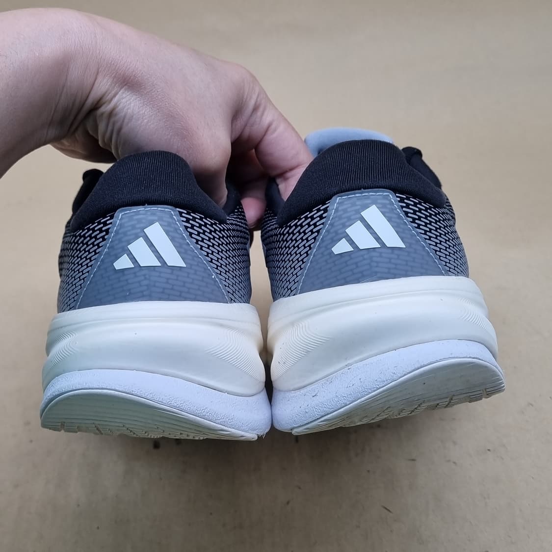 아디다스 슈퍼노바 라이즈 런닝화245  상품이미지4