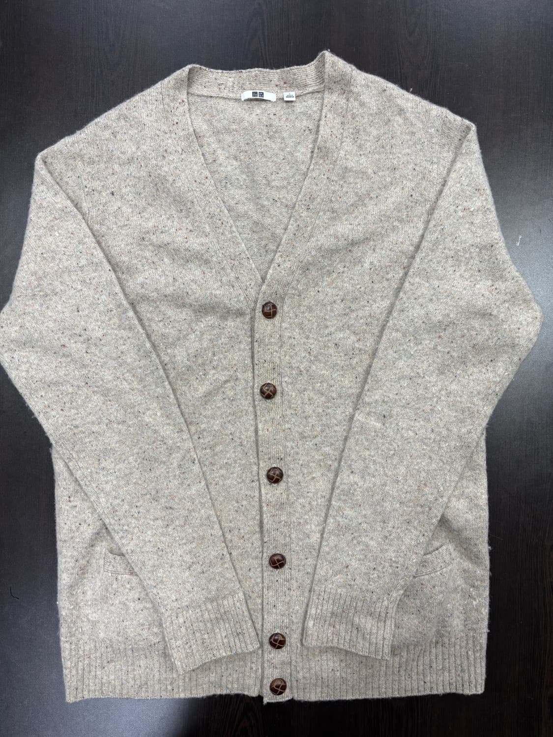 유니클로 브라운 버튼 가디건 상품이미지1