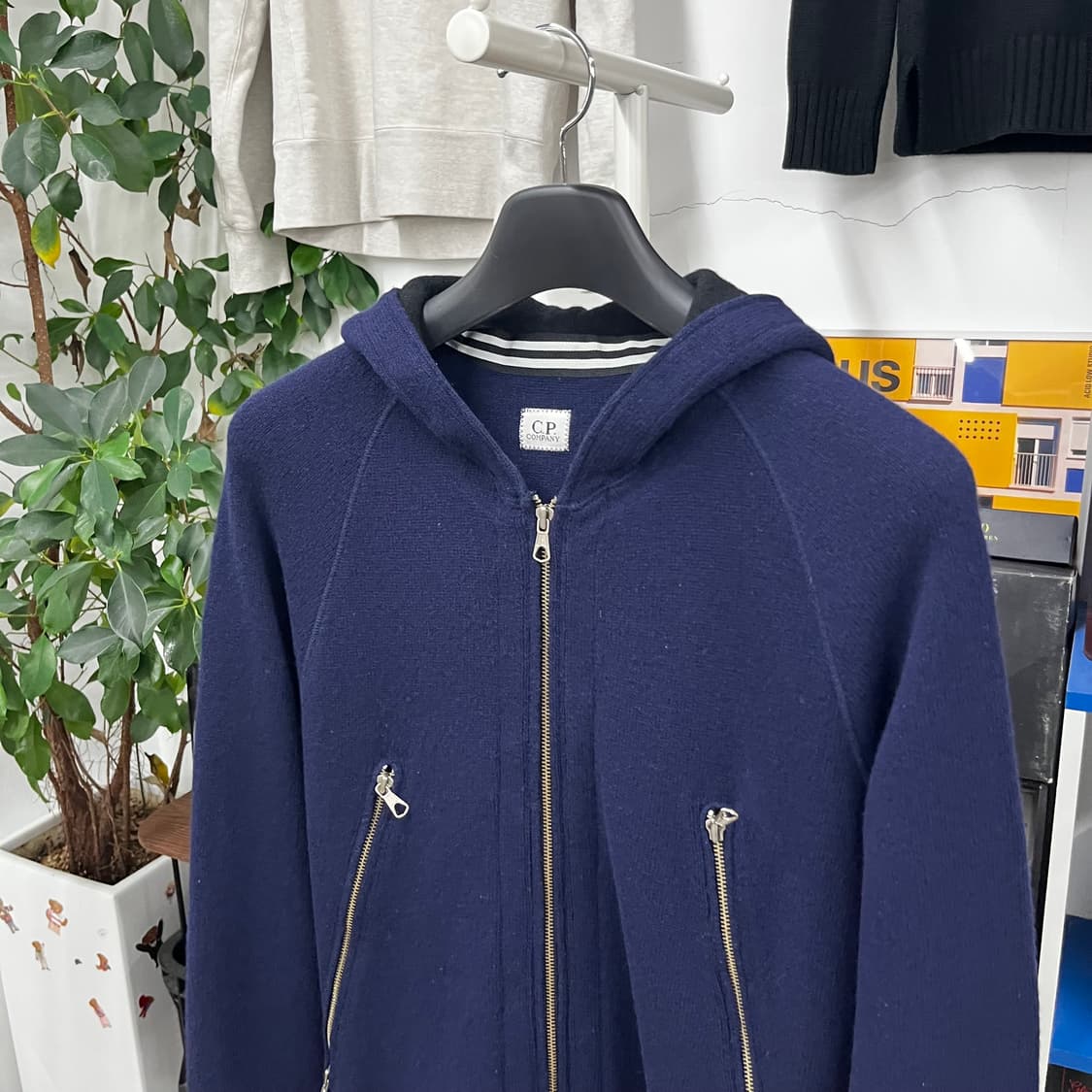 Cp컴퍼니 고글후드 니트집업 L 상품이미지4
