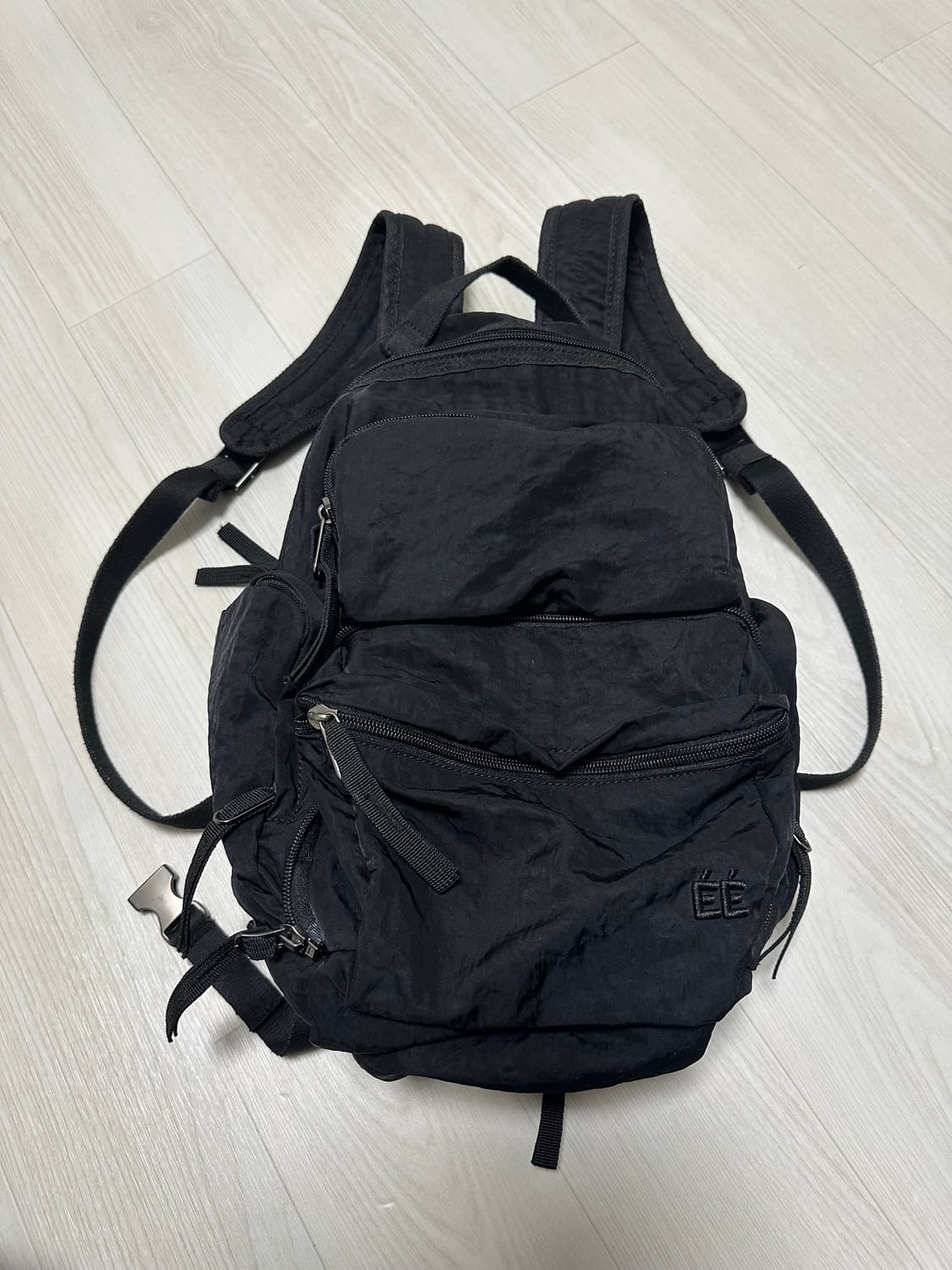 누마레 ee 유틸리티 포켓 백팩 블랙 스몰 상품이미지1