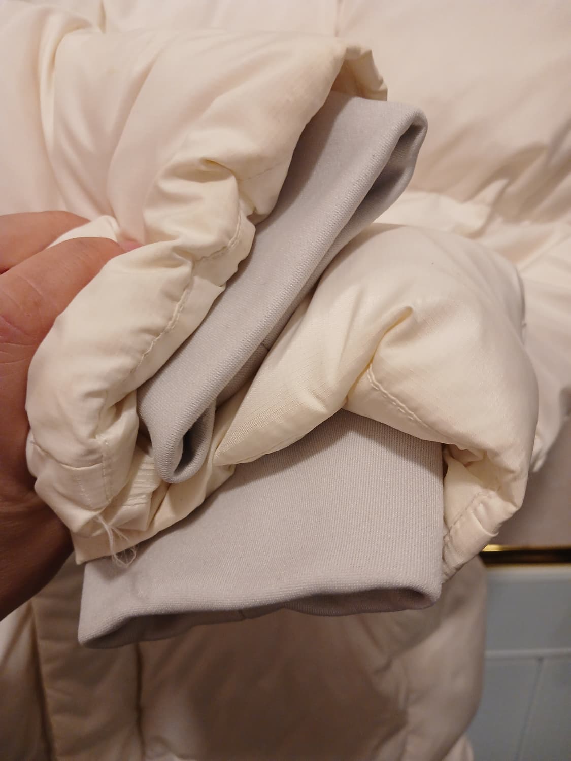 내셔널지오그래픽 정품 여성 롱패딩 M 사이즈 (남성 입으셔도됨) 상품이미지8