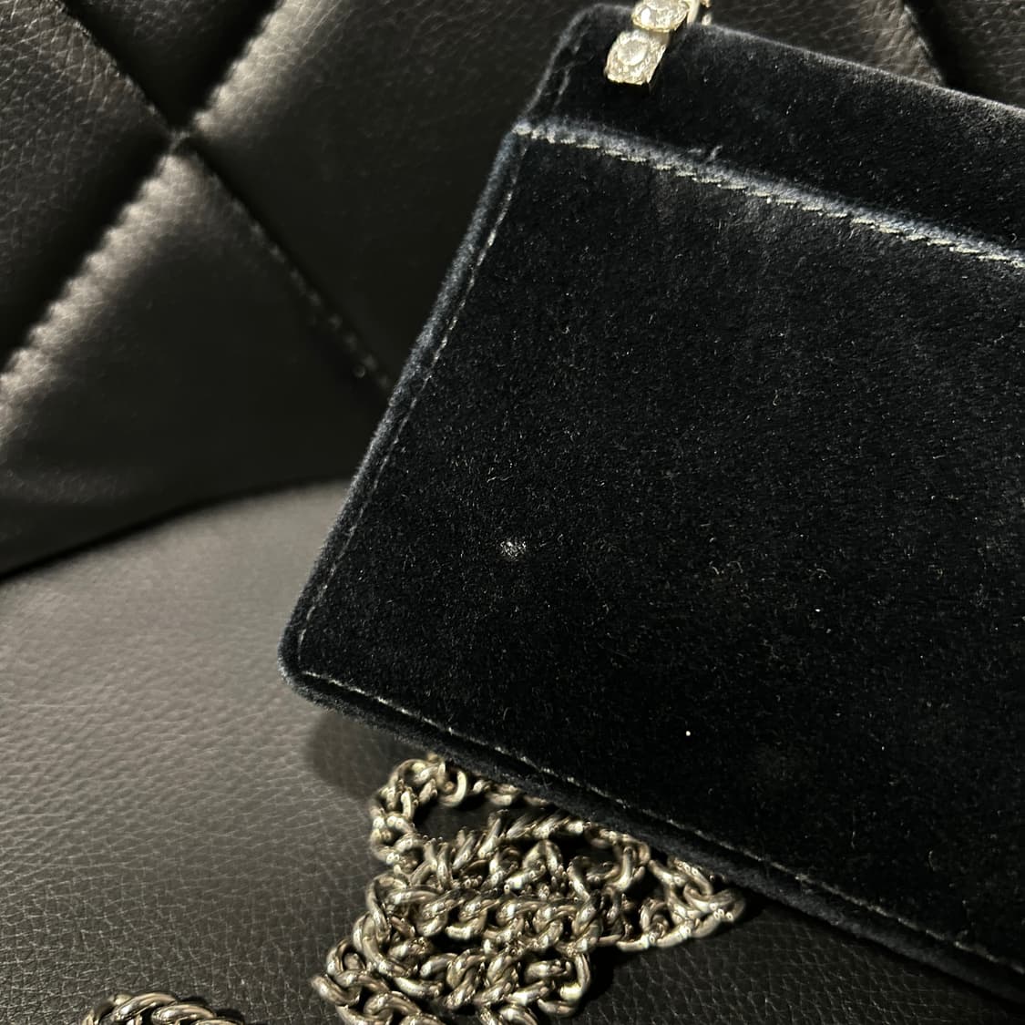 구찌 디오니소스 크리스탈 벨벳 미니 체인백 상품이미지5