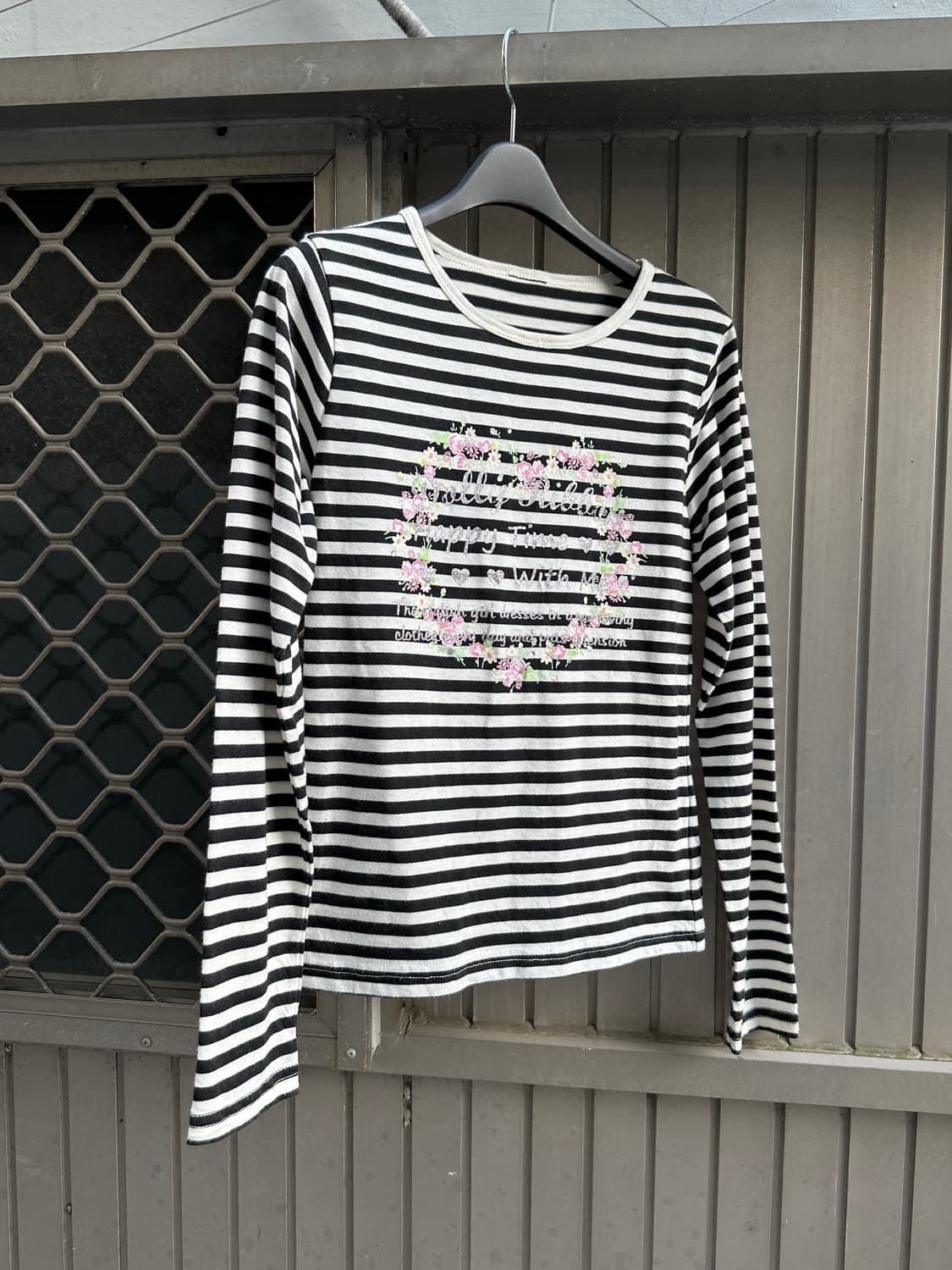 Vintage floral lettering printing sleeve 상품이미지1