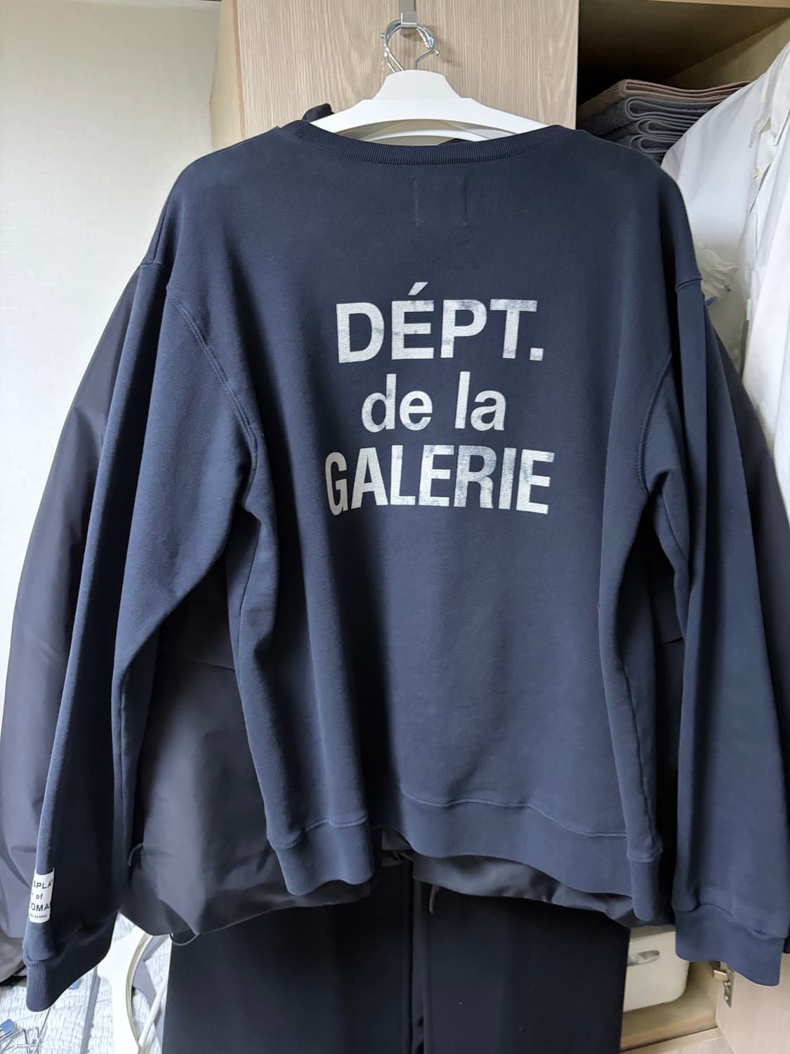 갤러리 디파트먼트 리버시블 스웻 셔츠 상품이미지2