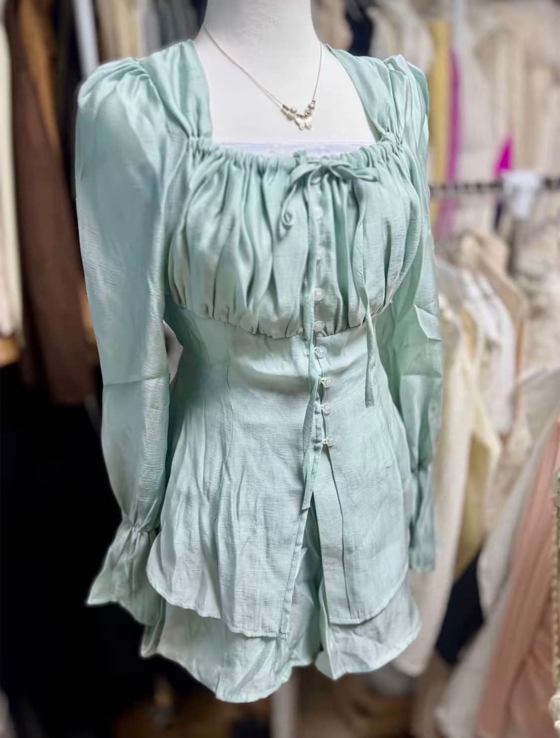 [세트상품] 레이스 탑 + 쉬폰 반바지 셋업 상품이미지1