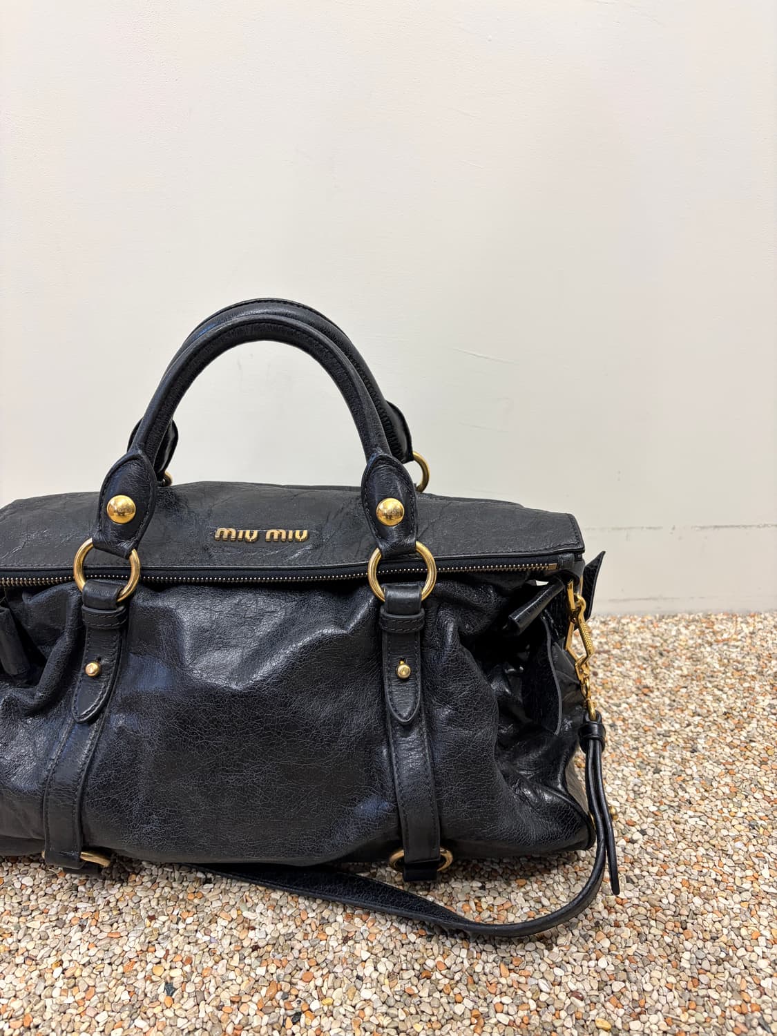 미우미우 비텔로 럭스 사첼백 토트 트로스 상품이미지6