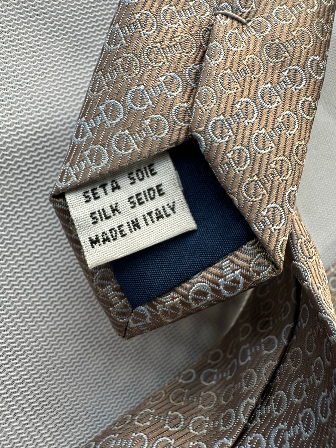 페라가모 실크 넥타이 베이지 상품이미지5