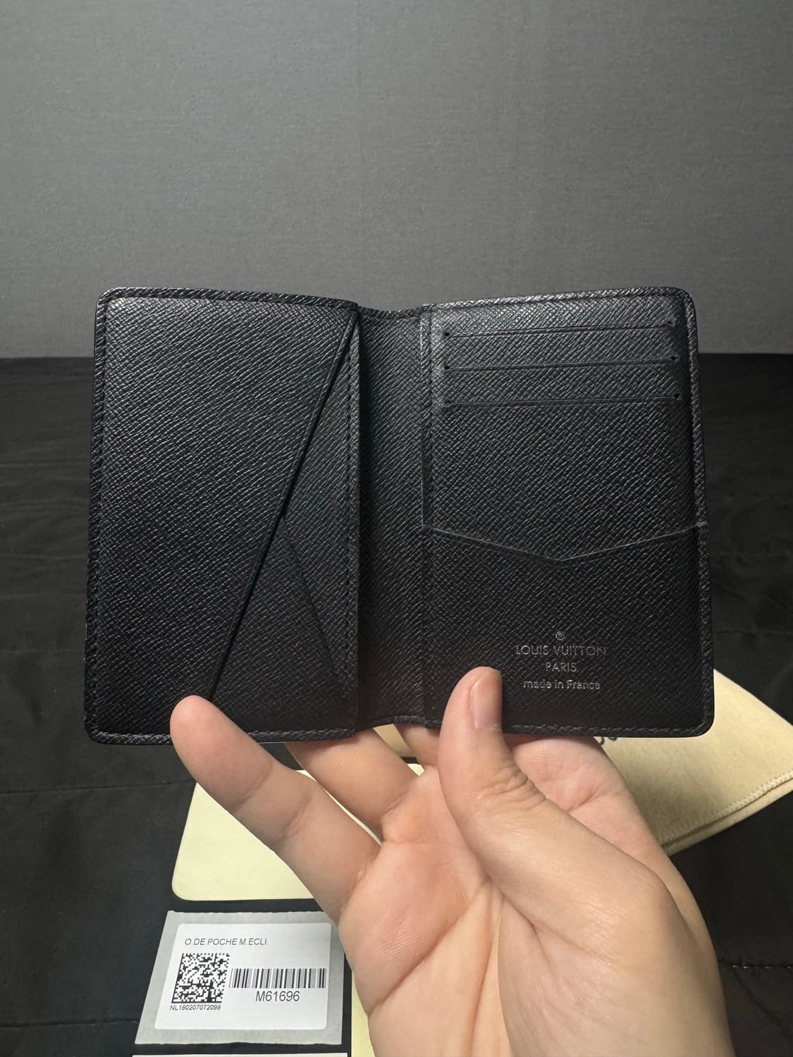 루이비통 포켓 오거나이저 모노그램 이클립스 카드지갑 상품이미지5