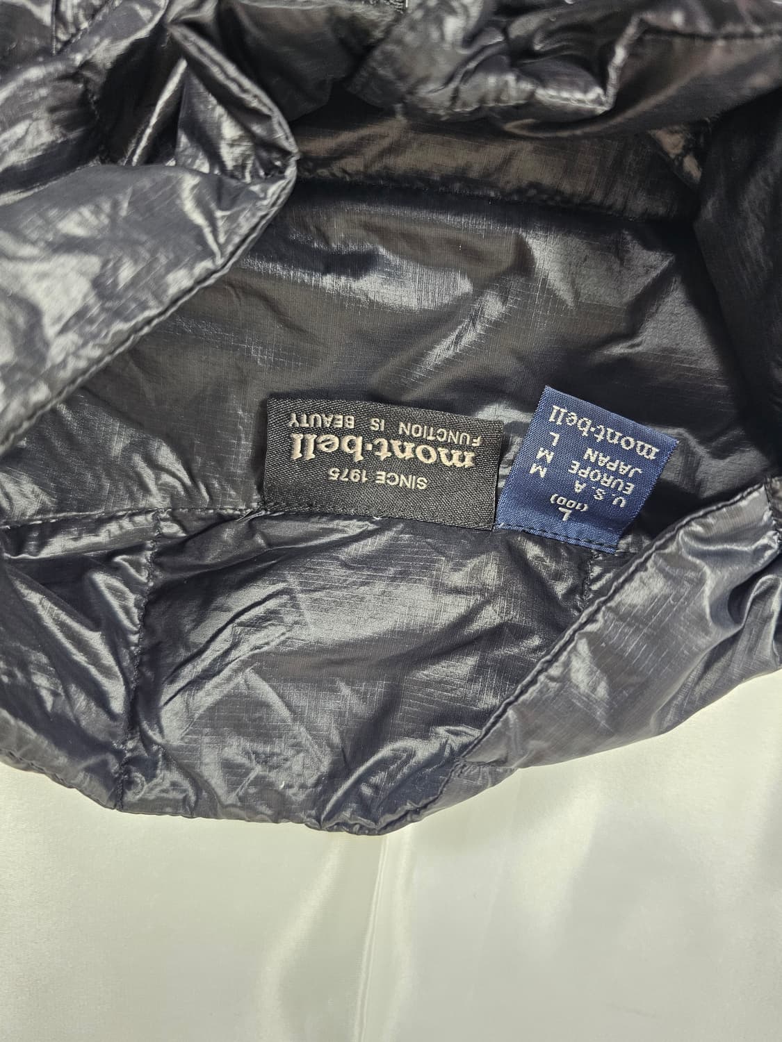 몽벨경량패딩 상품이미지2