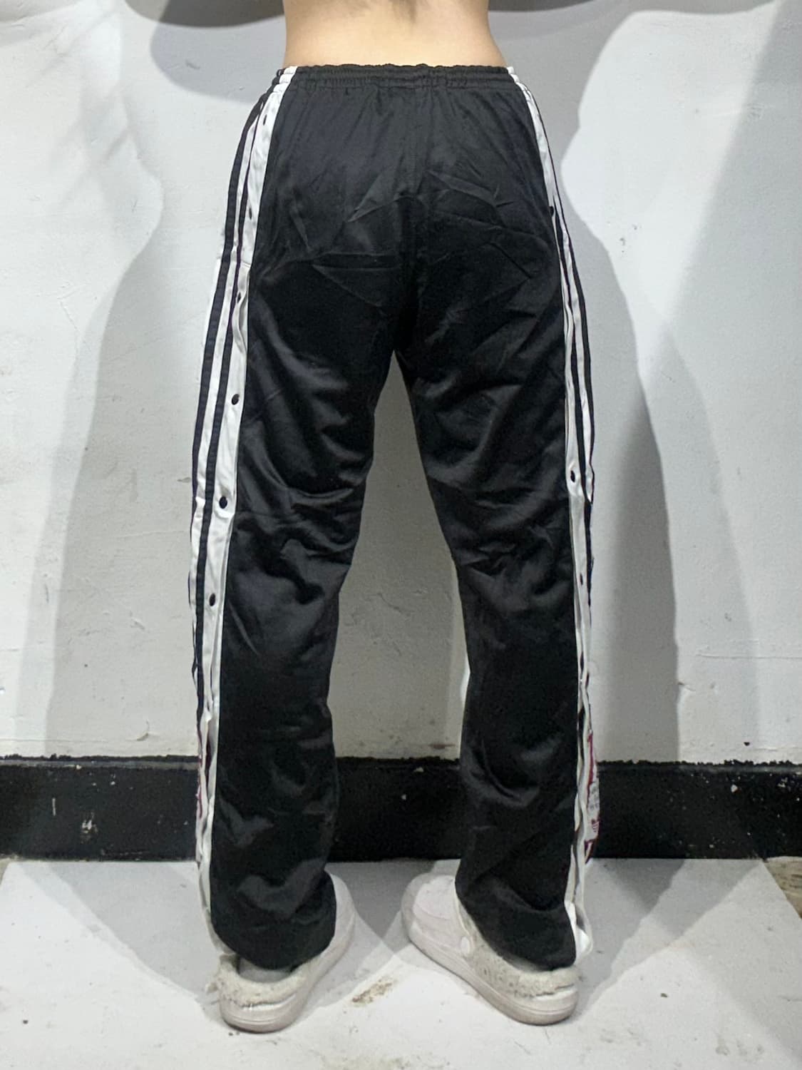 90s 아디다스 블랙 화이트 사이드 버튼 스냅 팬츠 추리닝 바지  상품이미지3