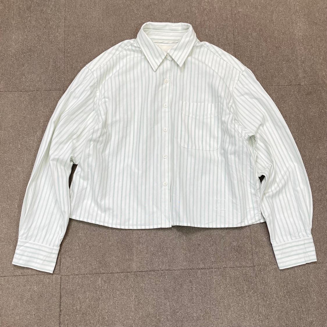 uniqlo jw앤더슨 스트라이프 크롭 셔츠 m  상품이미지1