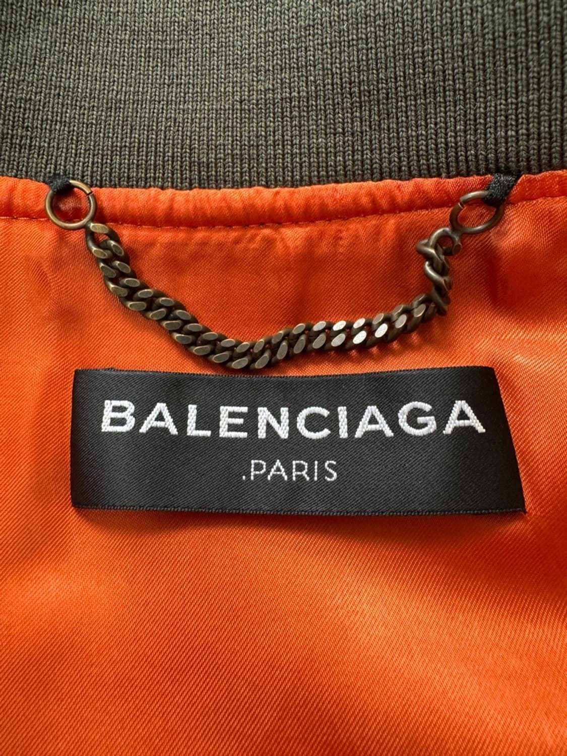 발렌시아가 17ss 크롭 봄버 자켓 올리브 패디드 BALENCIAGA 상품이미지3