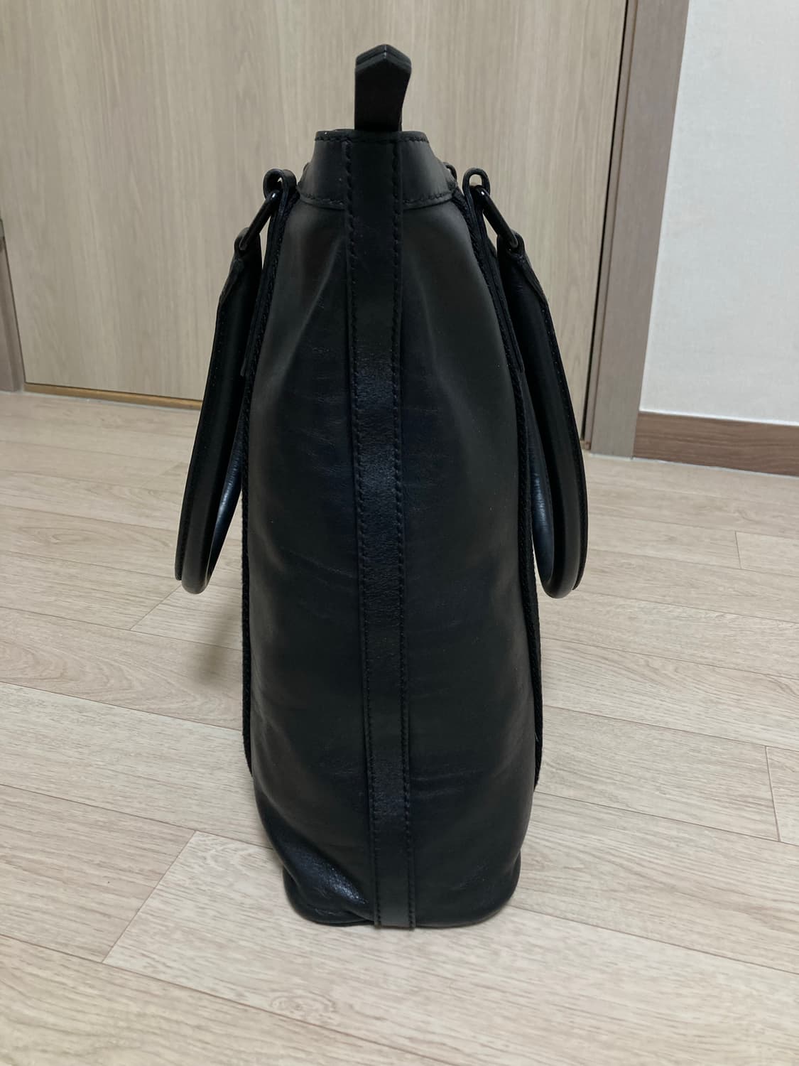 버버리 가죽 토드백 가방 판매 상품이미지6