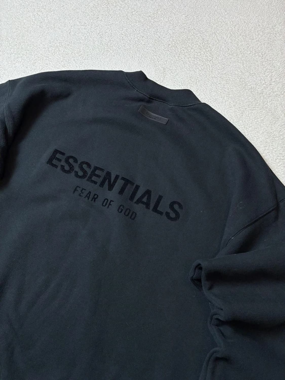 에센셜 피어오브갓 로고 시그니처 오버 맨투맨 PN7323 상품이미지2