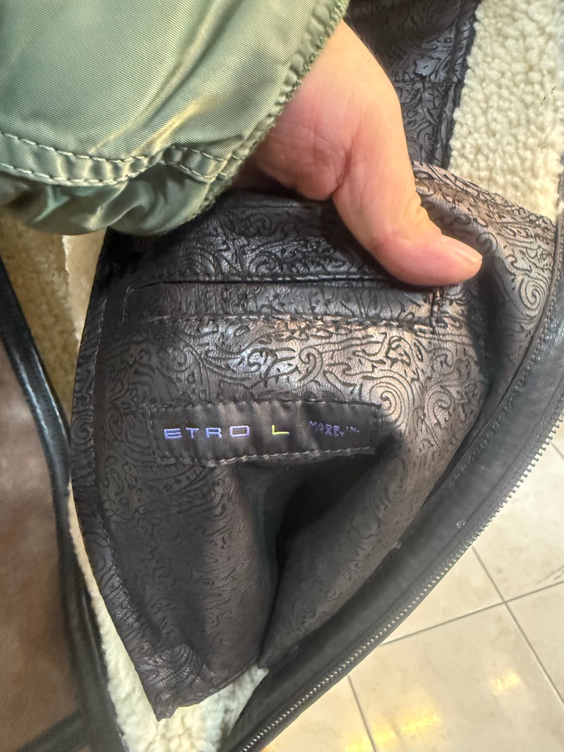 100 정품 에트로 양가죽 무스탕 팝니다 상품이미지3