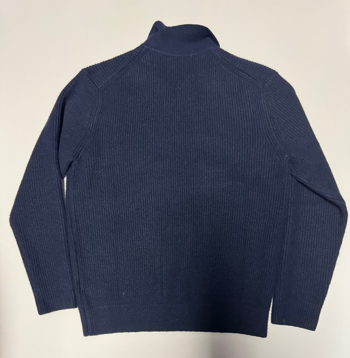 르마드 LEMARD 미니멀 비스코스 반집업 니트 네이 상품이미지2