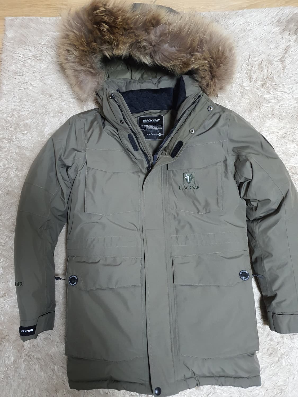 블랙야크 고어텍스 구스다운 패딩.사이즈 80 상품이미지1