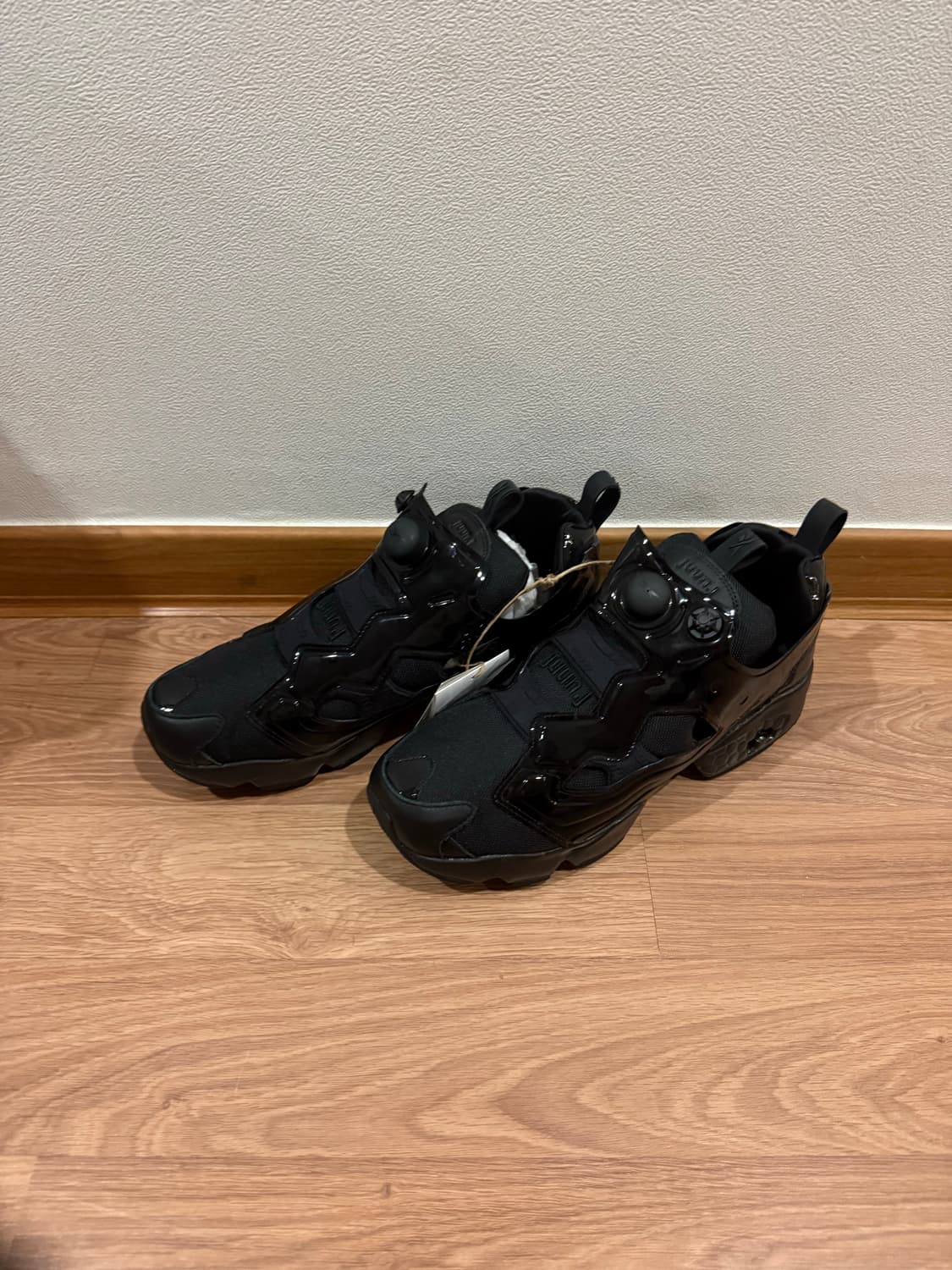 리복 준지 pump black us10 상품이미지4