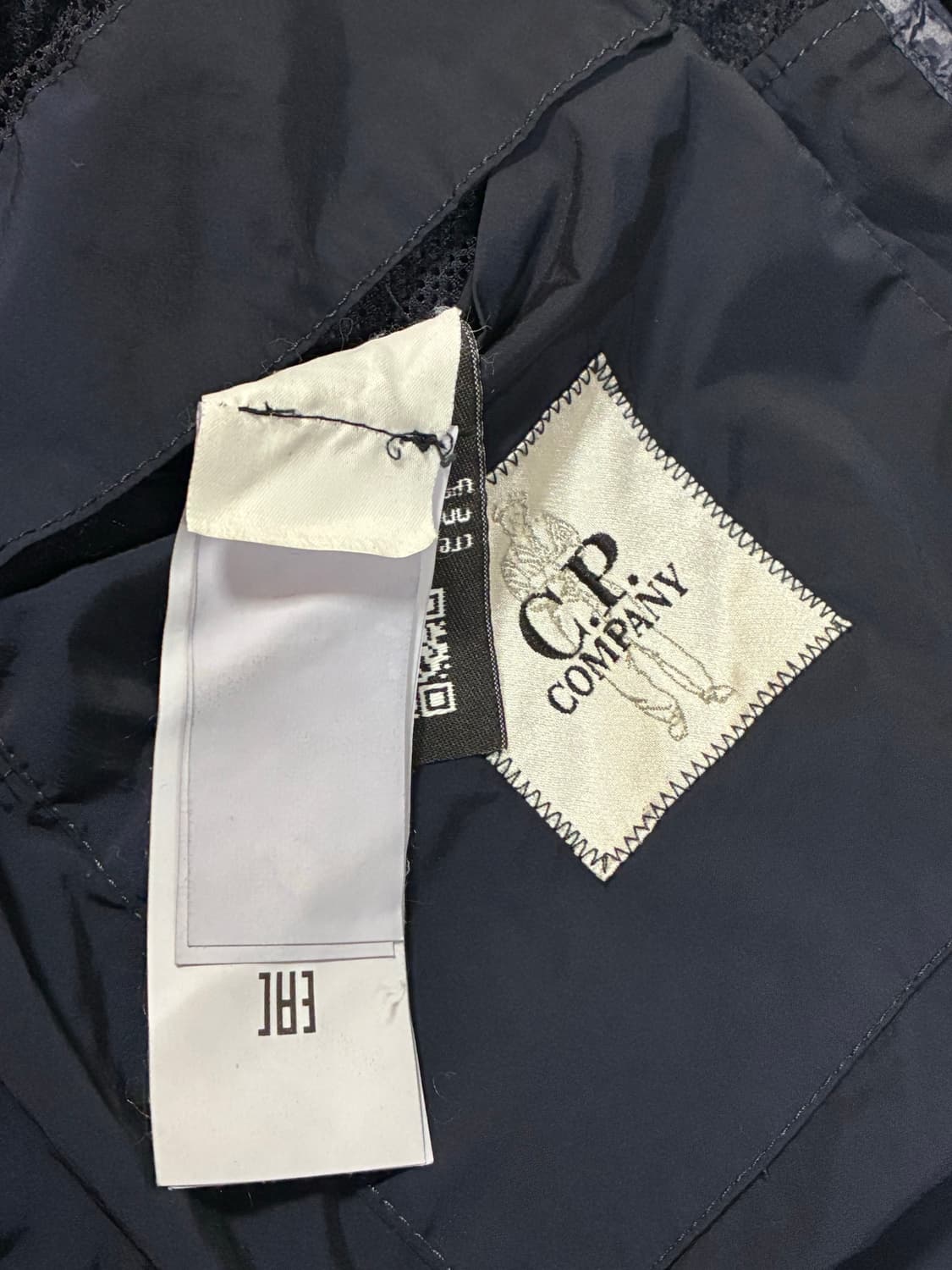 CP컴퍼니 나이크라 나일론 자켓 상품이미지4