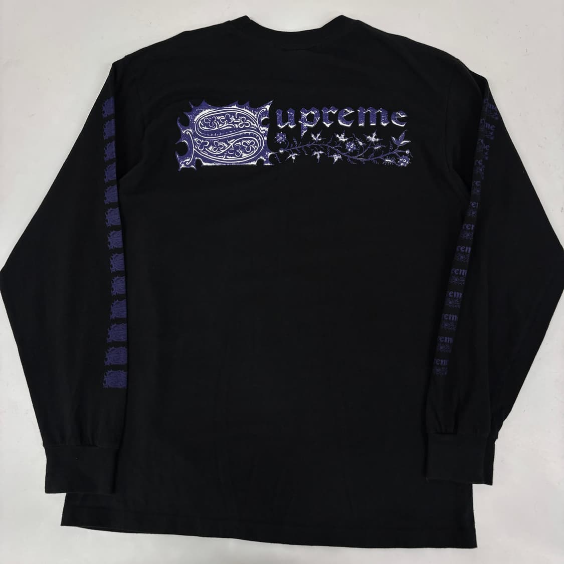 24ss 슈프림 블랙 세바스찬 롱슬리브 상품이미지4