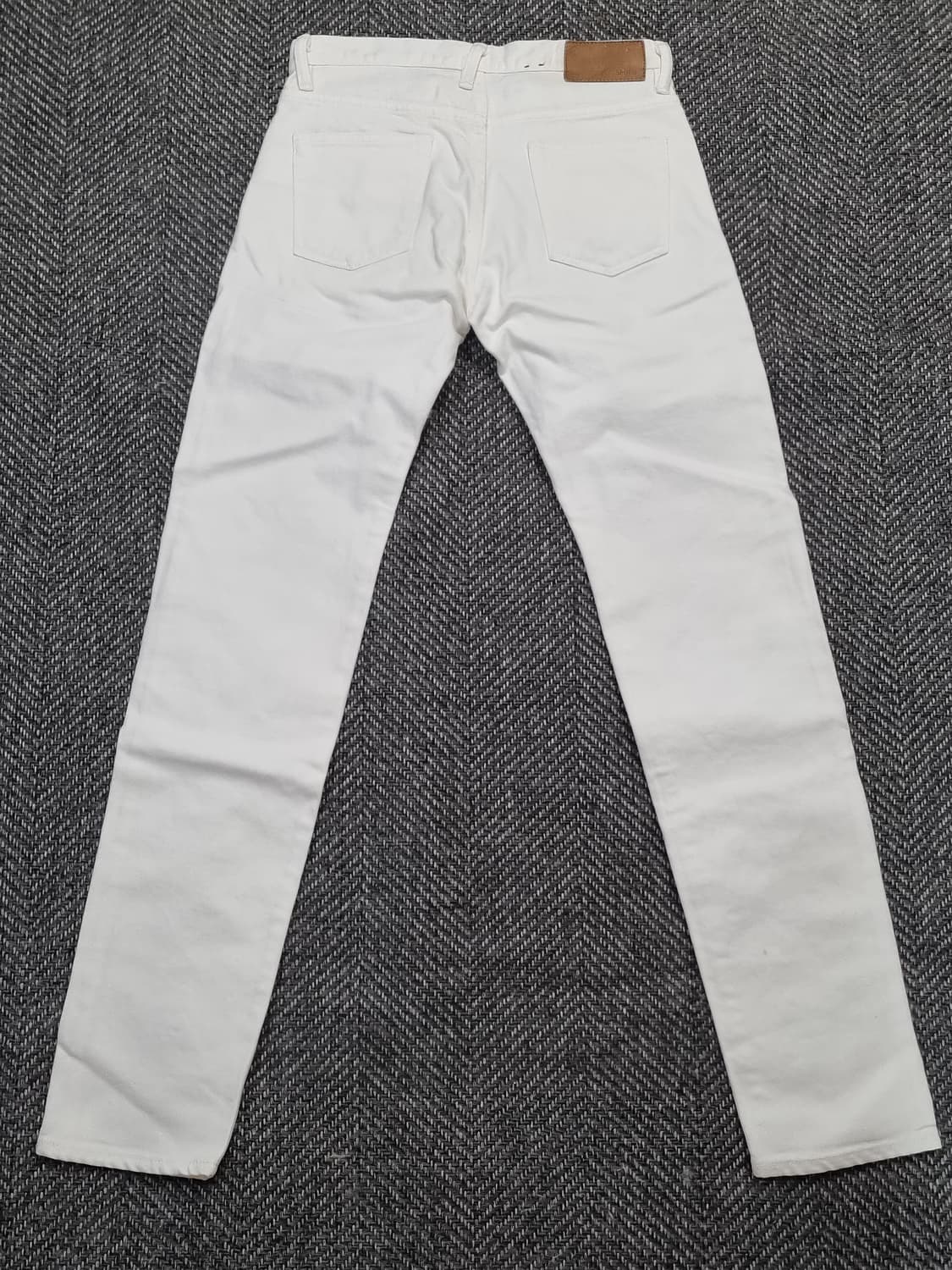 SHIPS — 화이트 셀비지 데님 팬츠 상품이미지4