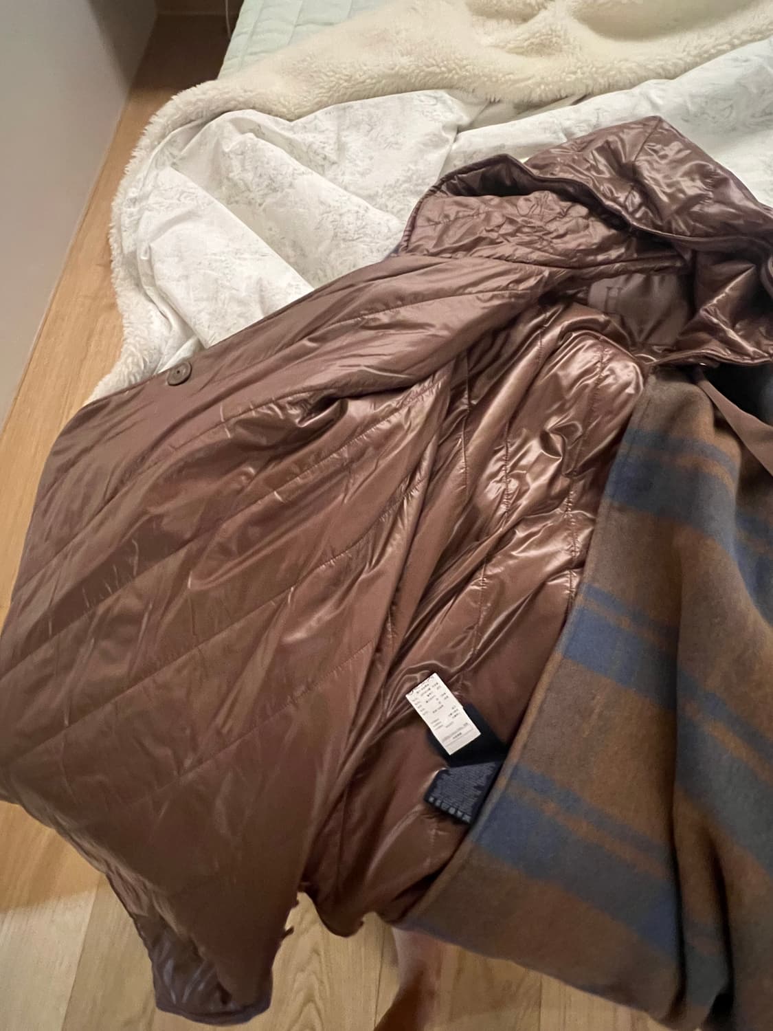 Herno 리조트 울 체크 케이프 패딩 상품이미지4