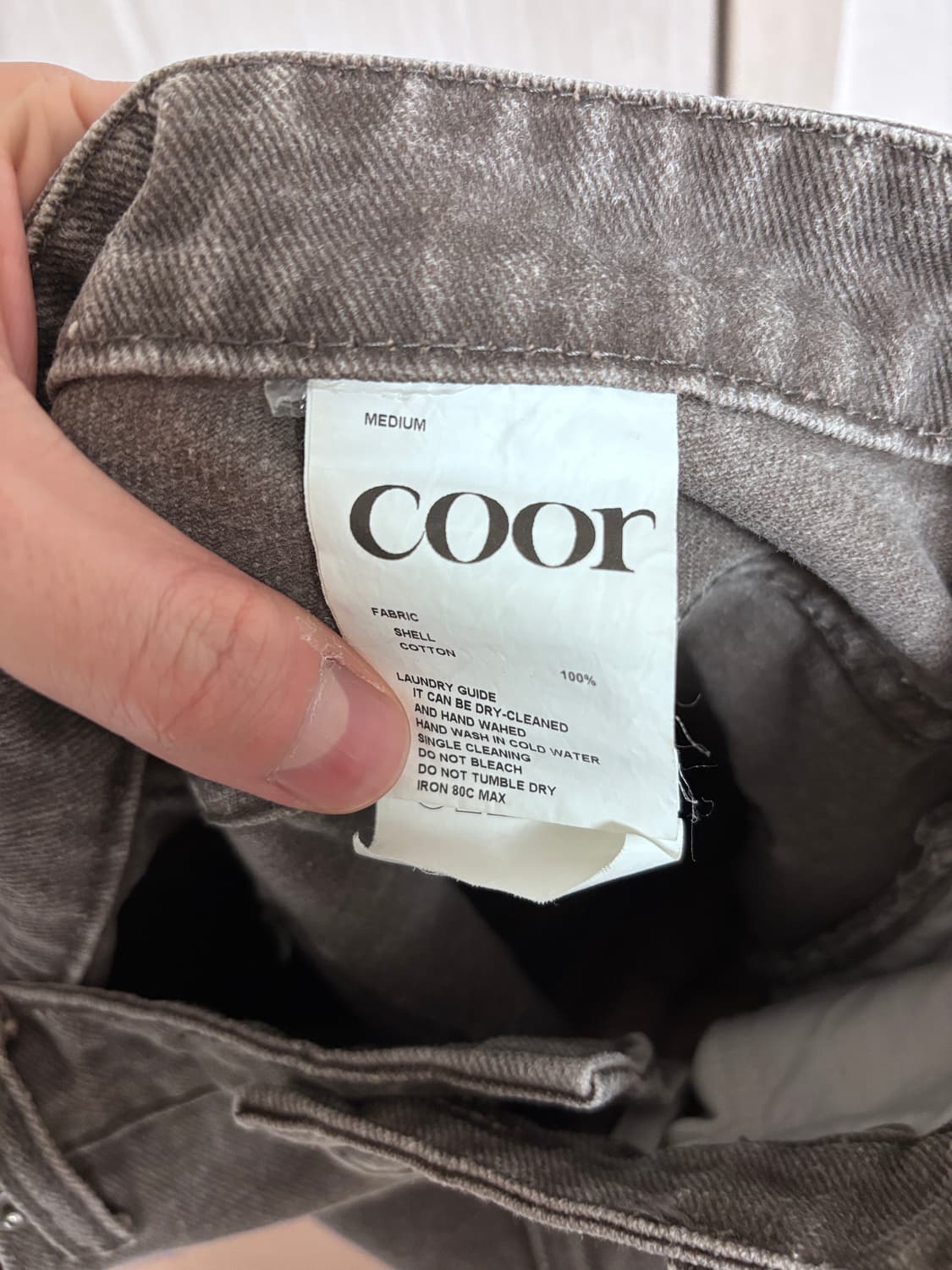 M 쿠어 엠보 워시드 딥 커브드 데님 팬츠 (워시드브라운) 상품이미지3