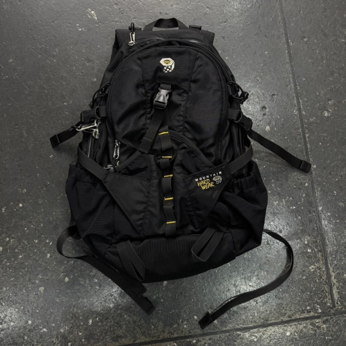 마운틴하드웨어 백팩 상품이미지1