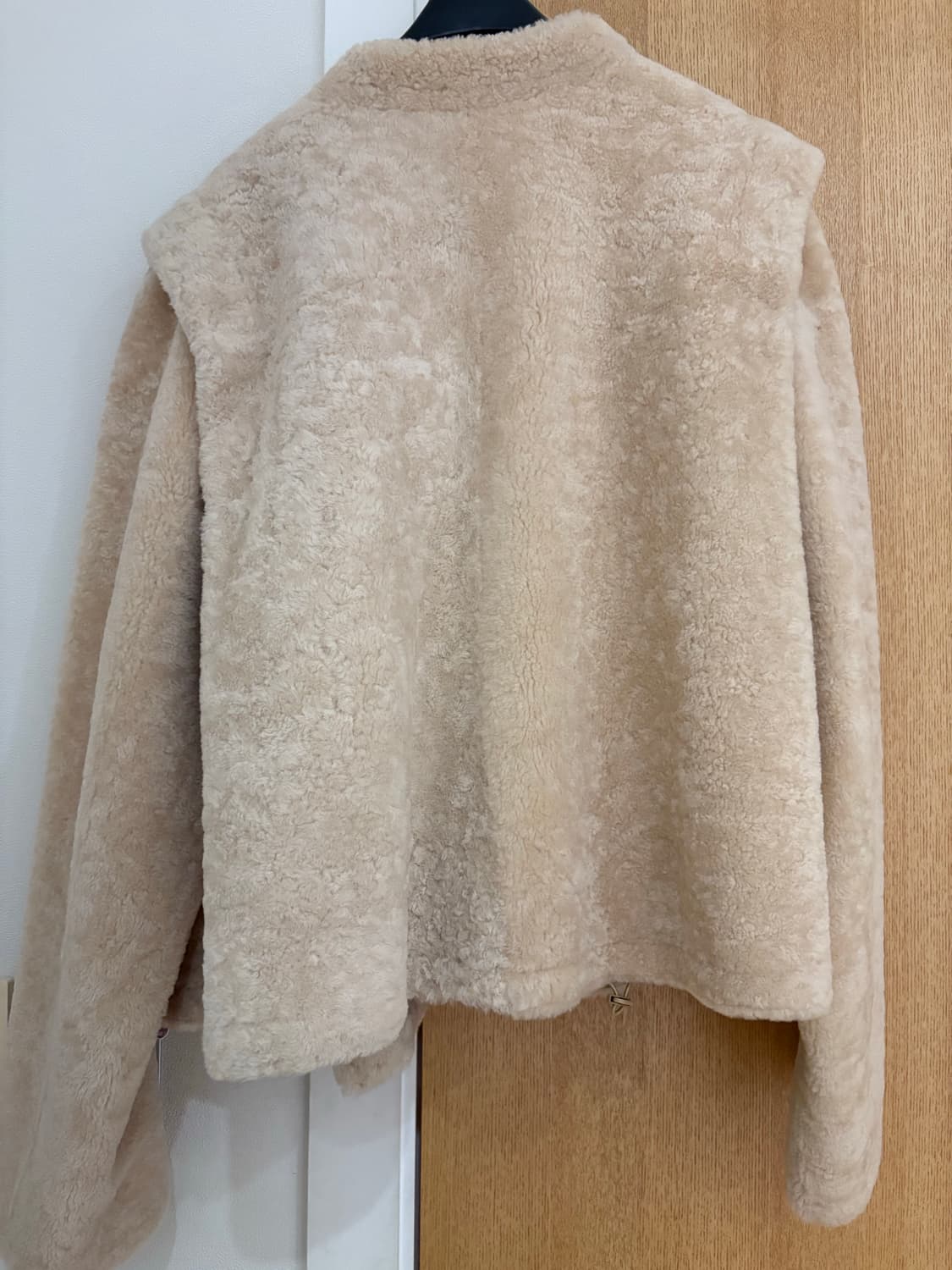 Sini 아이보리 무스탕 자켓 상품이미지3