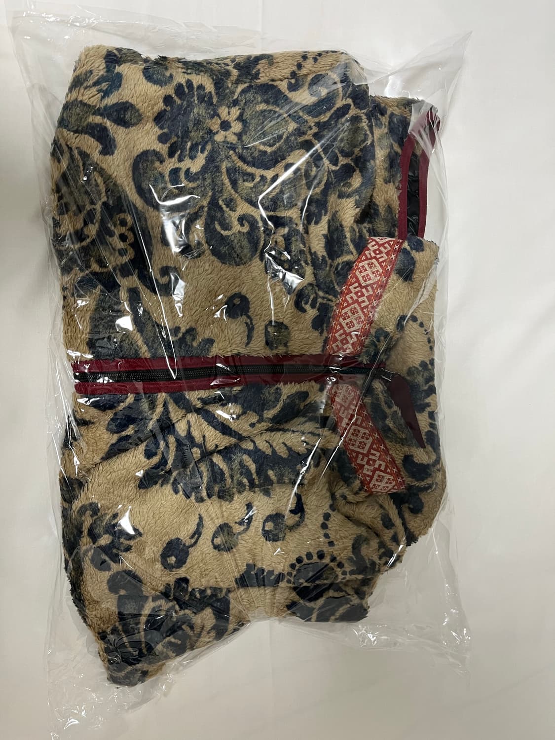 캐피탈 디마스크후리스 상품이미지3