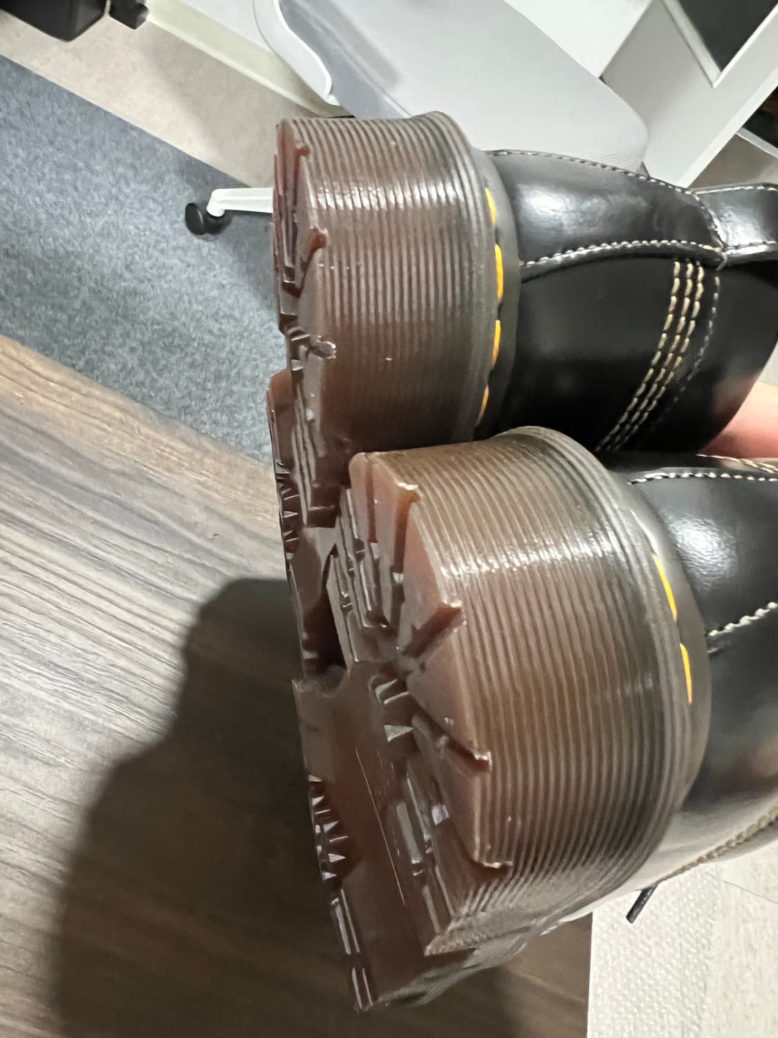 닥터마틴 로웰 270 새제품 팝니다 상품이미지5